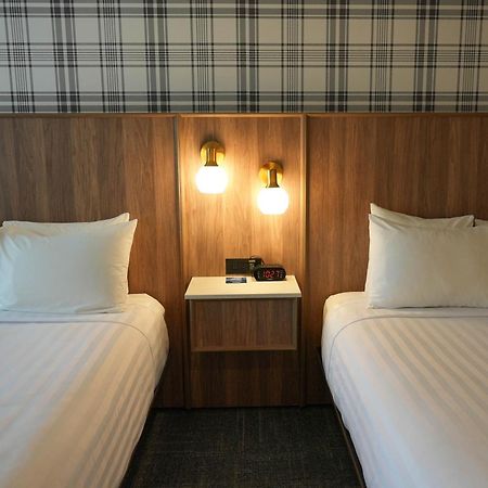 Travelodge By Wyndham Niagara Falls At The Falls Exterior foto