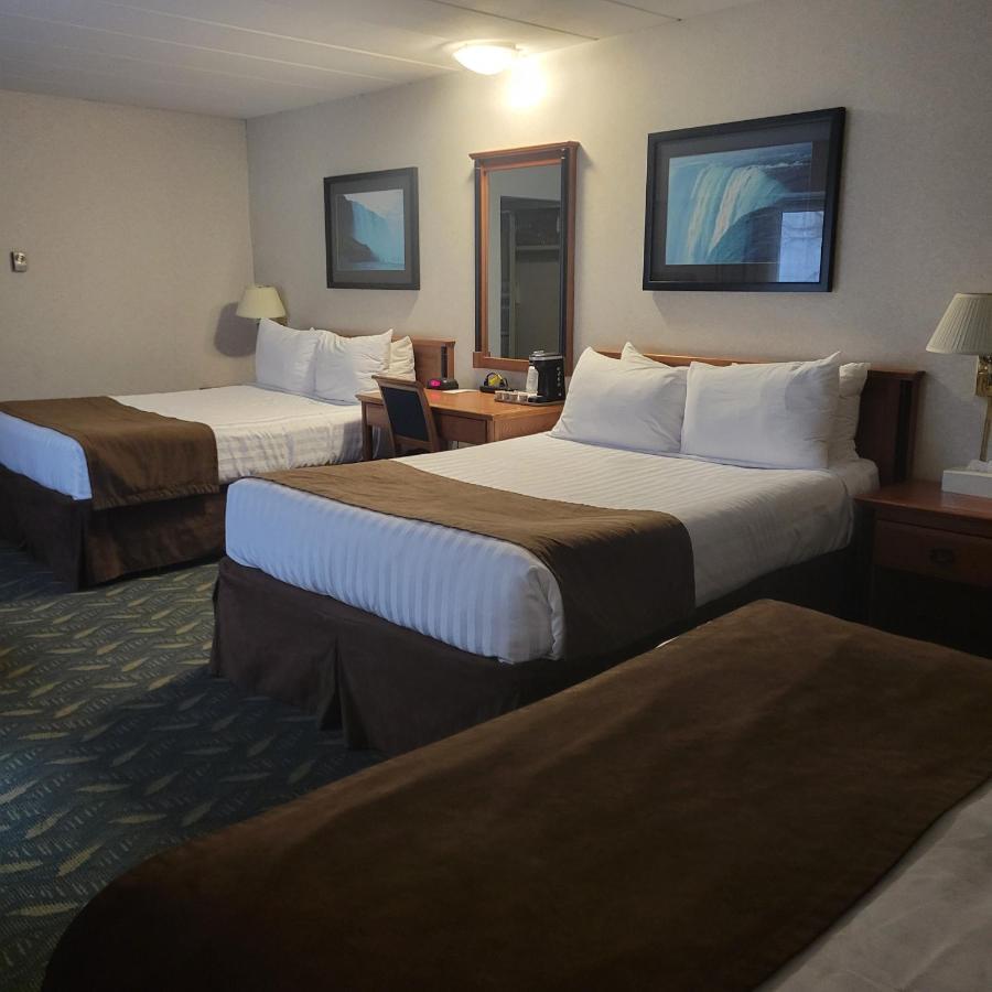 Travelodge By Wyndham Niagara Falls At The Falls Exterior foto