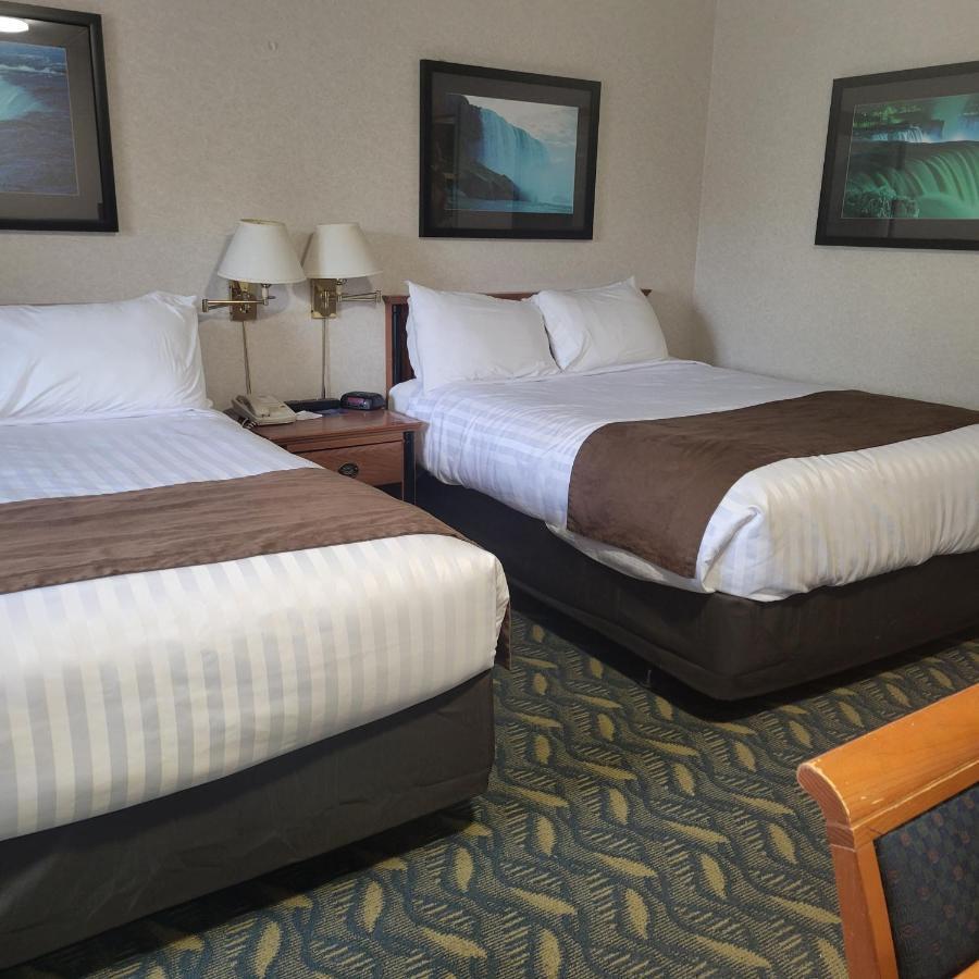 Travelodge By Wyndham Niagara Falls At The Falls Exterior foto