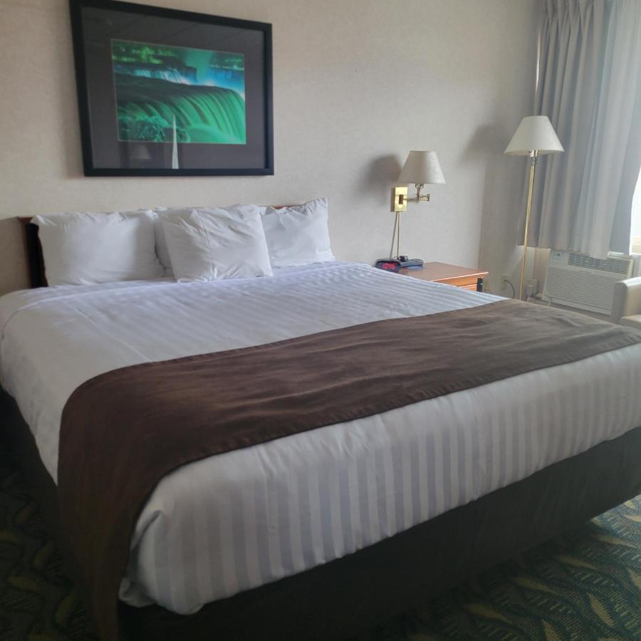Travelodge By Wyndham Niagara Falls At The Falls Exterior foto