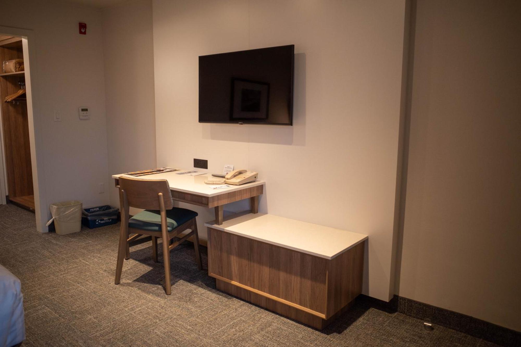 Travelodge By Wyndham Niagara Falls At The Falls Exterior foto