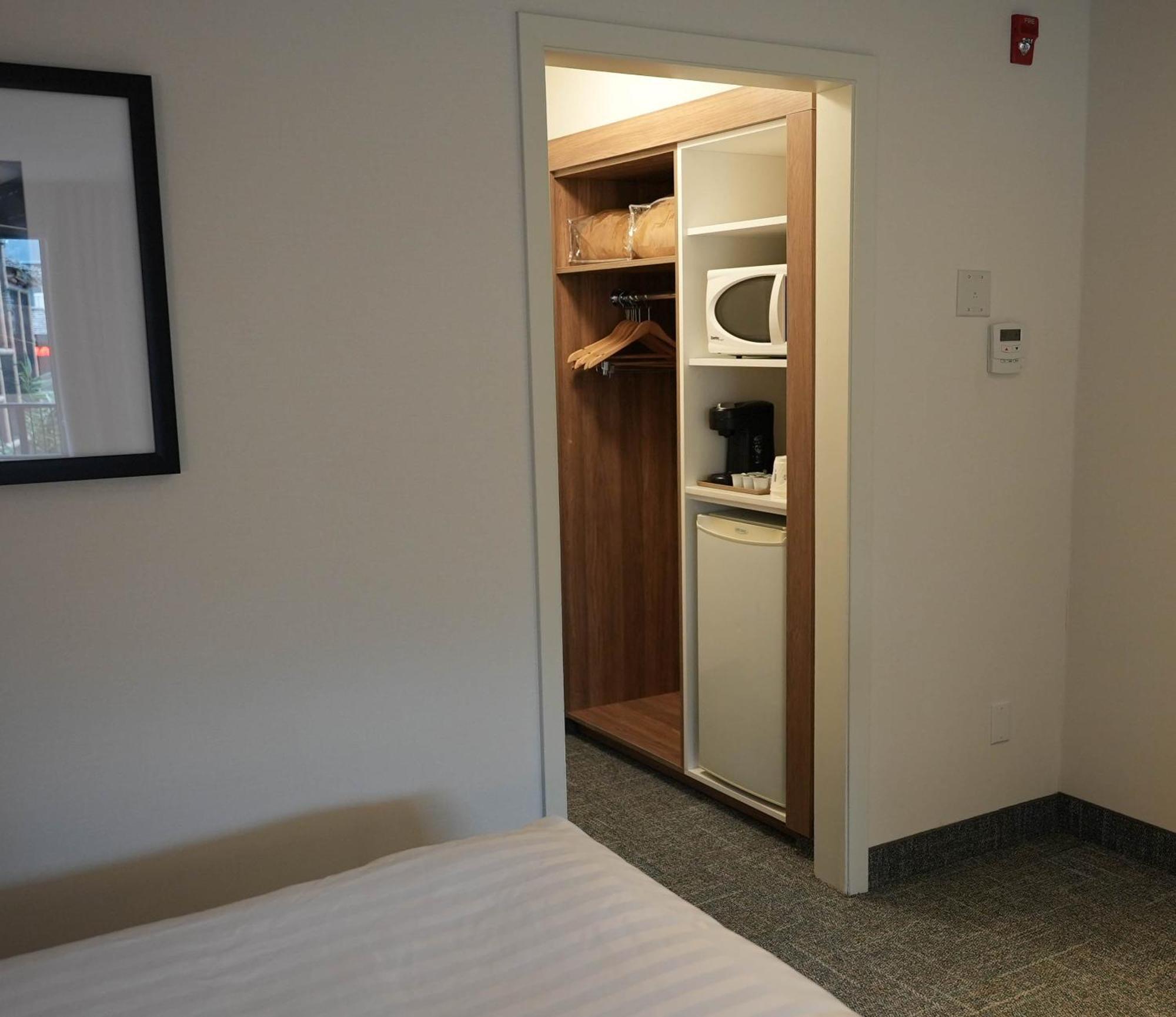 Travelodge By Wyndham Niagara Falls At The Falls Exterior foto