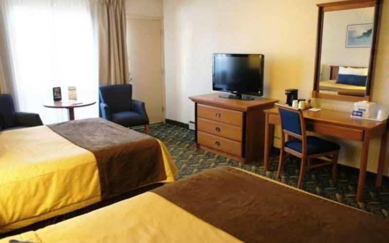 Travelodge By Wyndham Niagara Falls At The Falls Exterior foto